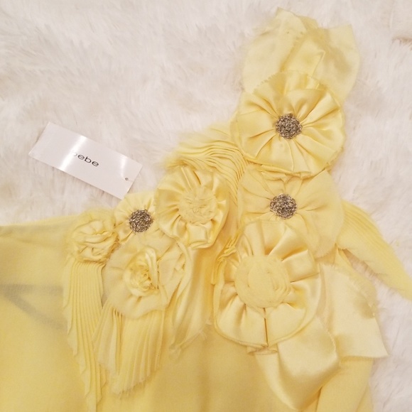 Top - Picture 2 of 2